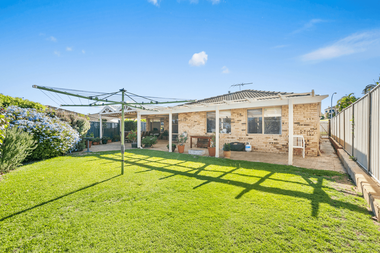 4 Whiting Court, SORRENTO, WA 6020