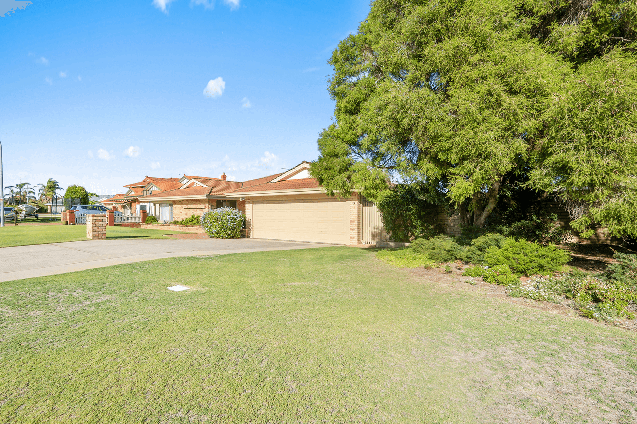 4 Whiting Court, SORRENTO, WA 6020