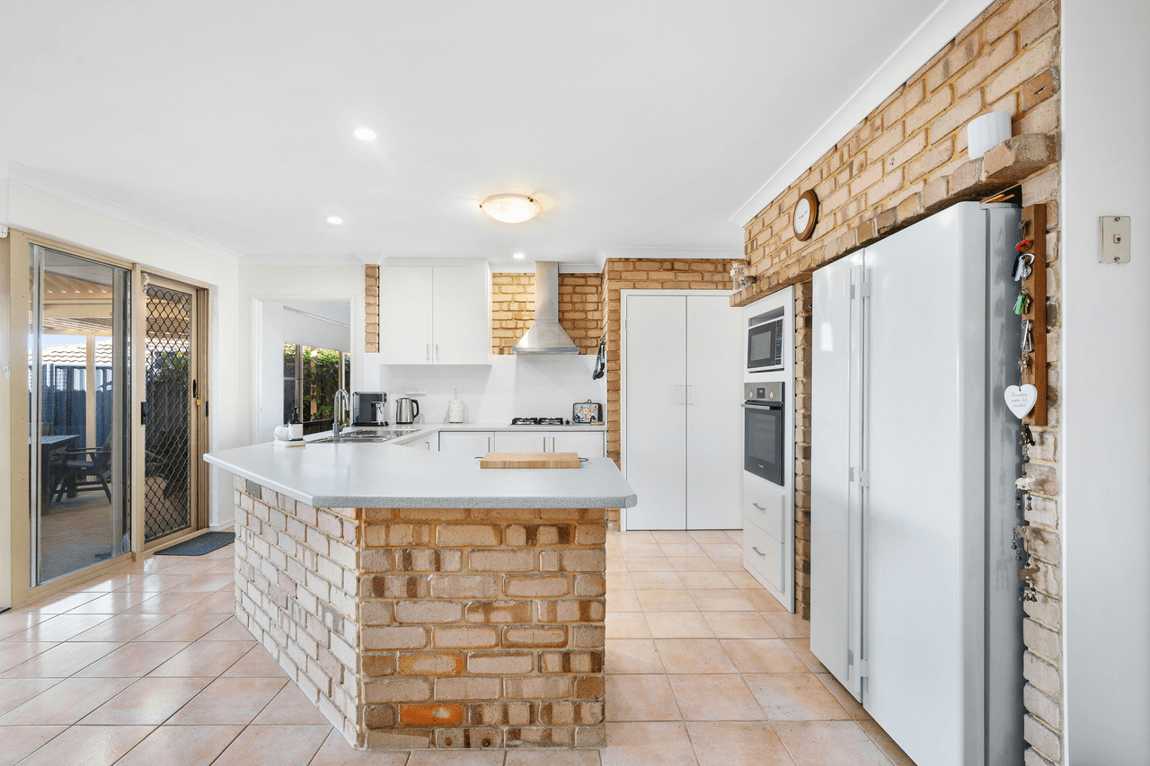 4 Whiting Court, SORRENTO, WA 6020