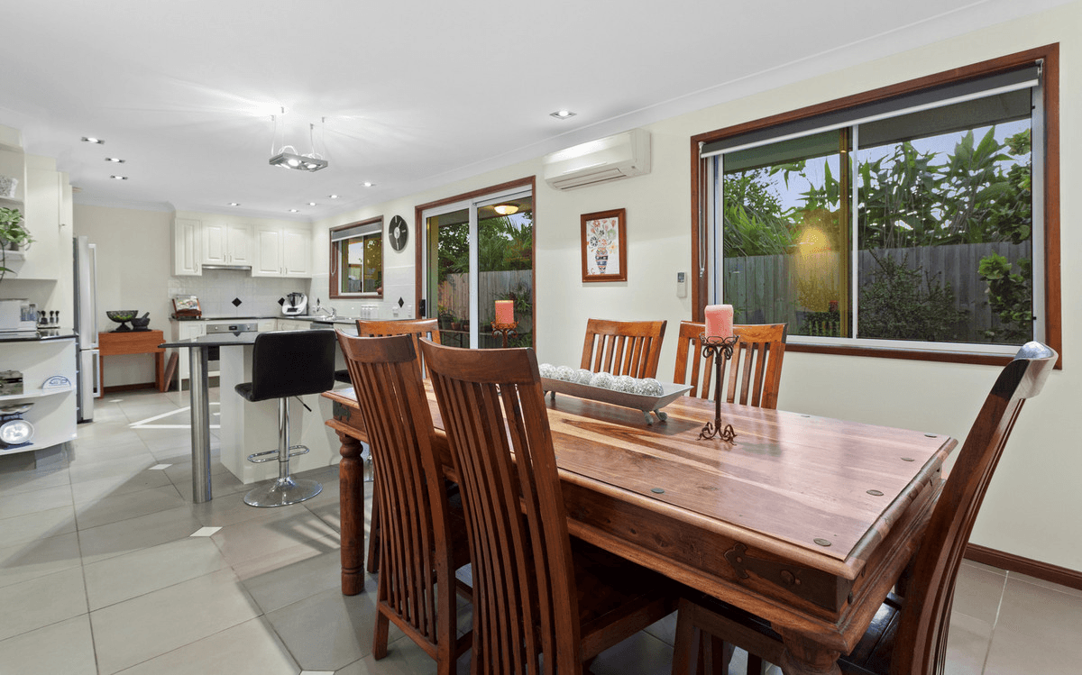 10 Comet Court, Burleigh Waters, QLD 4220