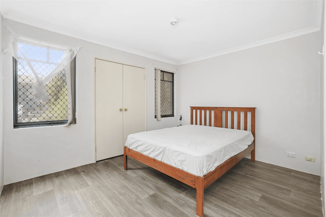 4/4 Wyong Road, BENTLEY, WA 6102