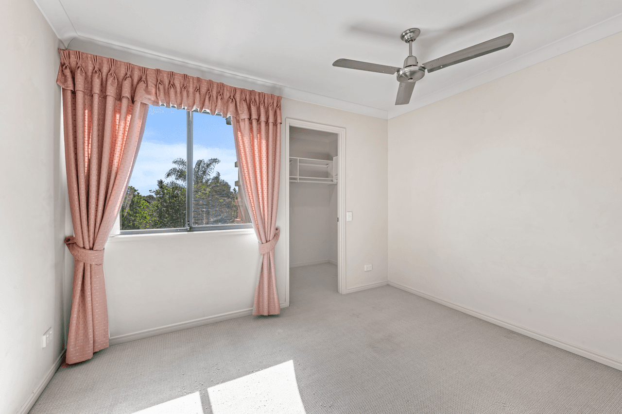 64 Woody Views Way, ROBINA, QLD 4226