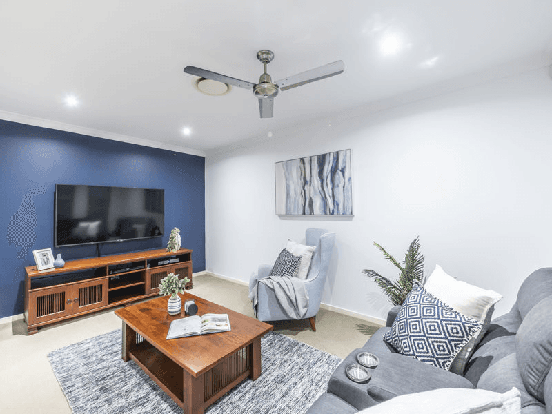 24-26 Rolland Parade, WARNER, QLD 4500