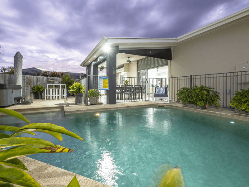 24-26 Rolland Parade, WARNER, QLD 4500