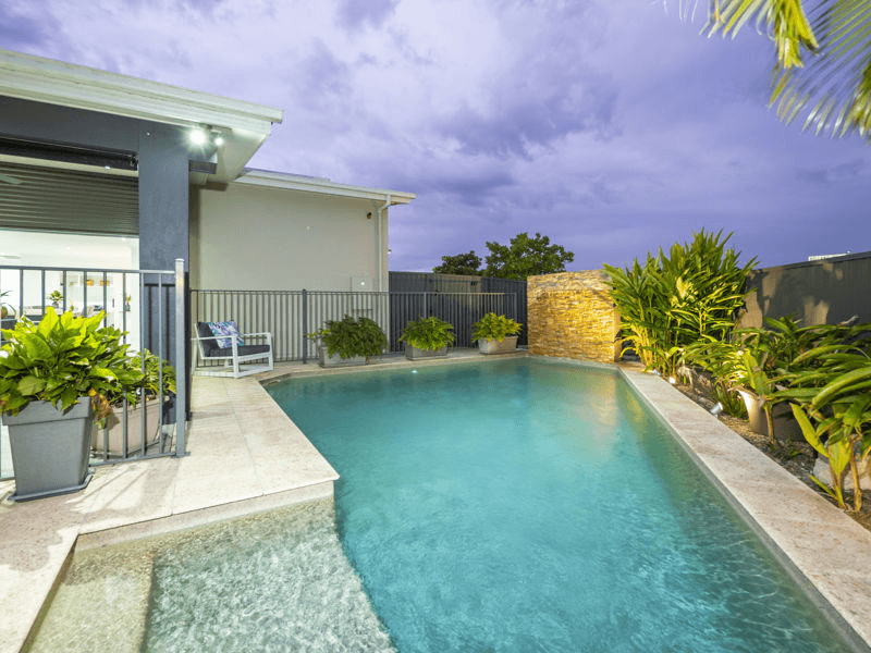 24-26 Rolland Parade, WARNER, QLD 4500