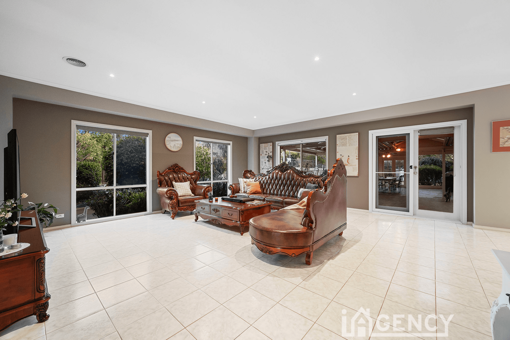 89 Crawley Road, NARRE WARREN NORTH, VIC 3804