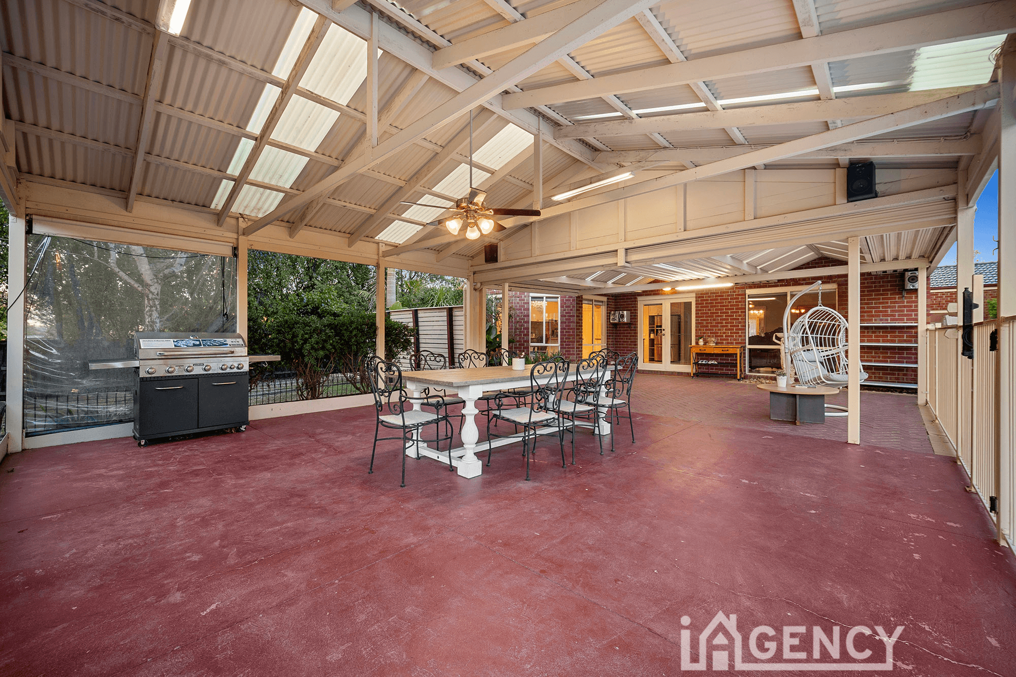 89 Crawley Road, NARRE WARREN NORTH, VIC 3804