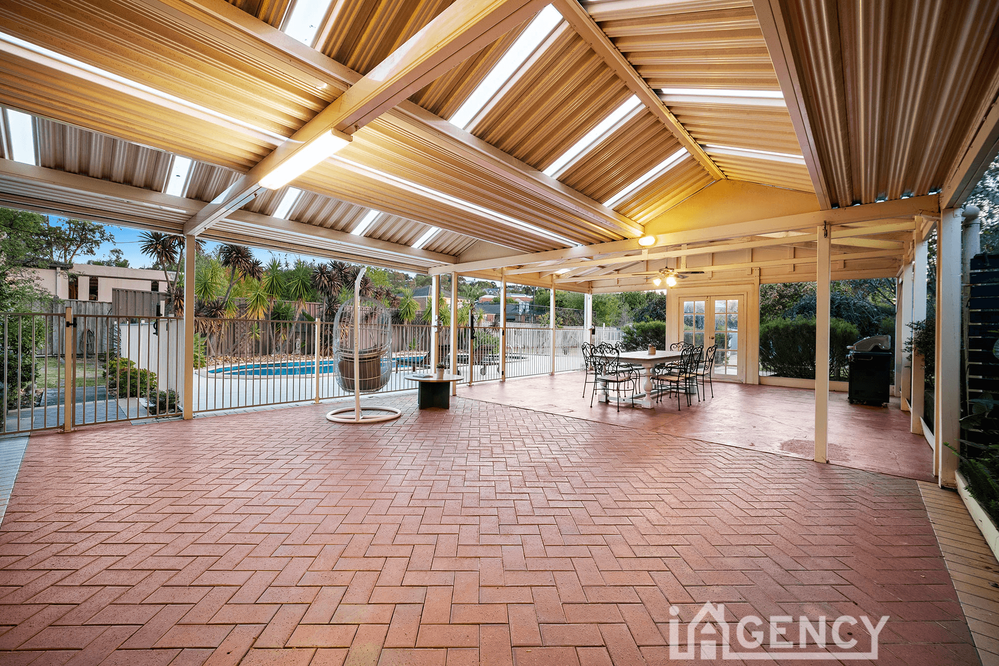 89 Crawley Road, NARRE WARREN NORTH, VIC 3804