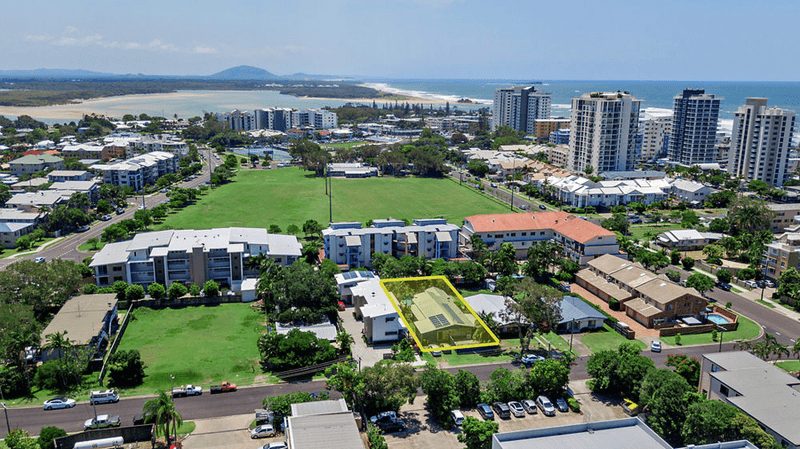 12 Richards Street, MAROOCHYDORE, QLD 4558