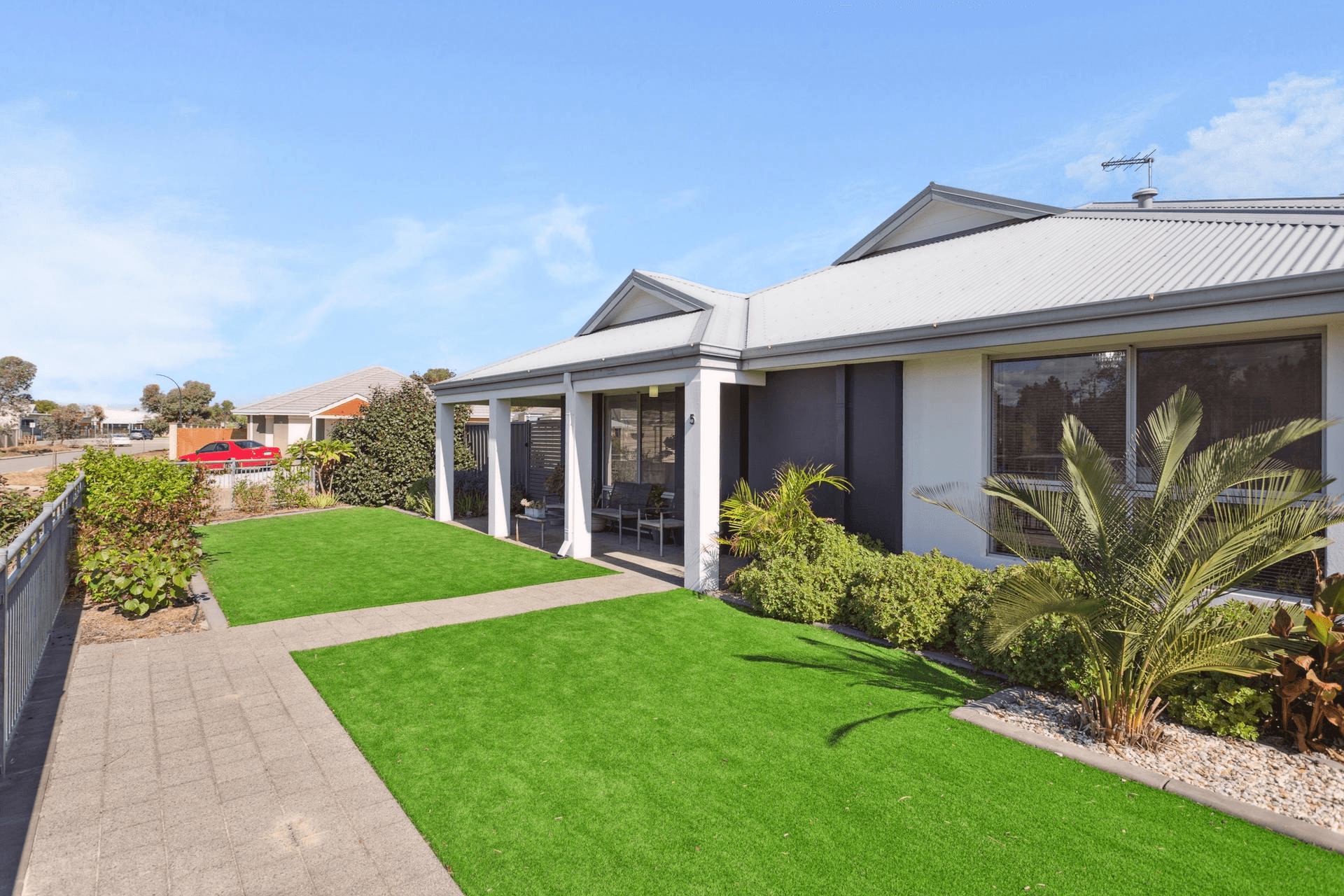 5 Grassdale Parkway, Ellenbrook, WA 6069