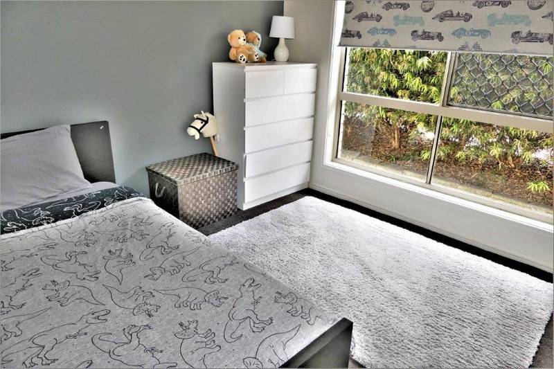 16 Brightwood Place, FERNVALE, QLD 4306