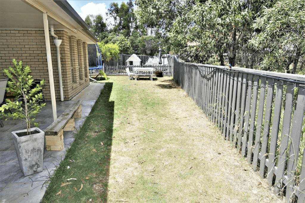 16 Brightwood Place, FERNVALE, QLD 4306