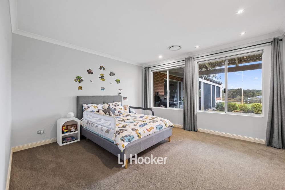 12 Craigie Drive, Roelands, WA 6226