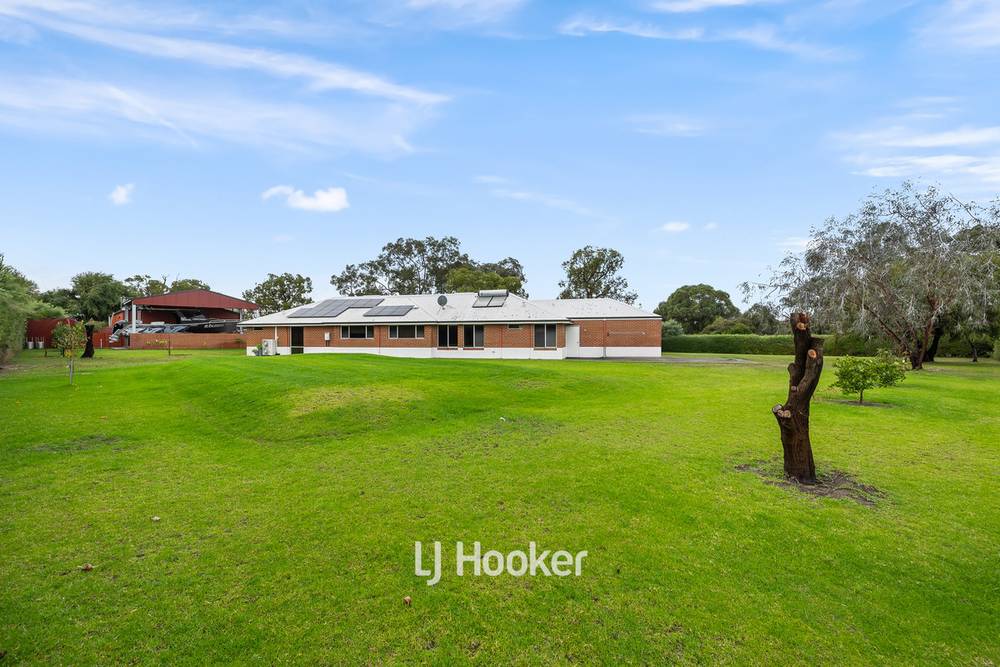 12 Craigie Drive, Roelands, WA 6226