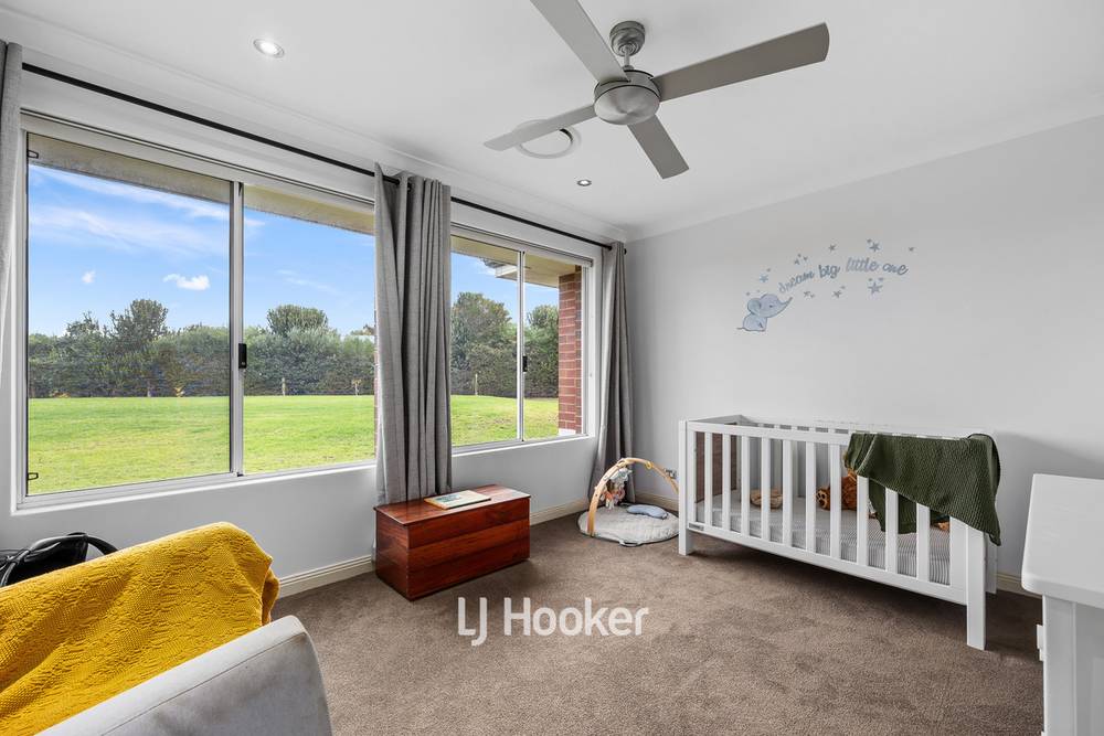 12 Craigie Drive, Roelands, WA 6226