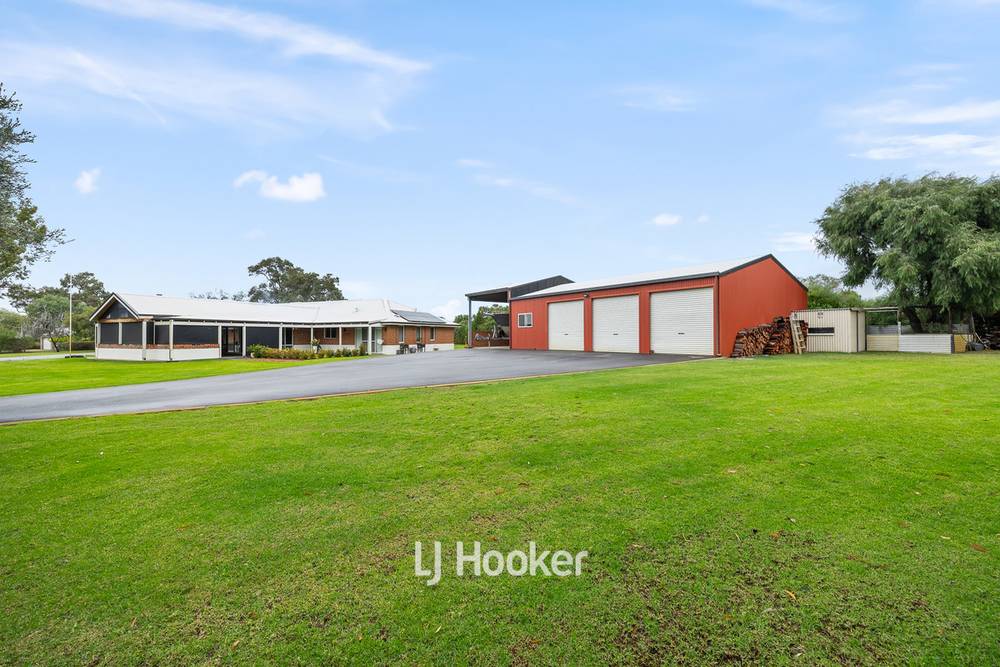 12 Craigie Drive, Roelands, WA 6226