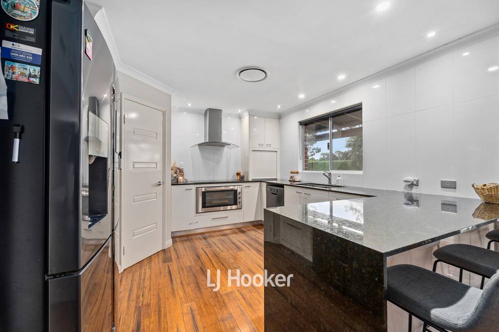 12 Craigie Drive, Roelands, WA 6226