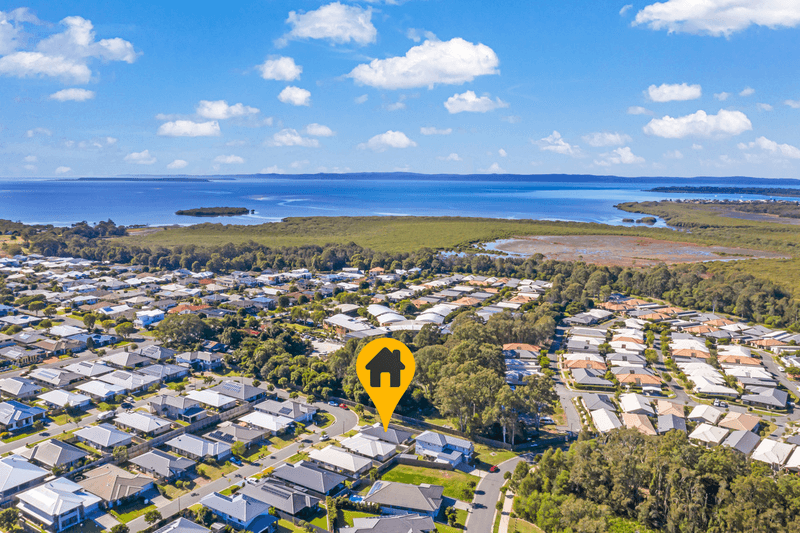 64 Majestic Circuit, THORNLANDS, QLD 4164