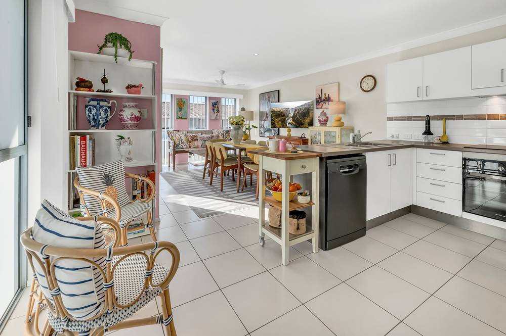 13/2 Christopher Street, PIMPAMA, QLD 4209