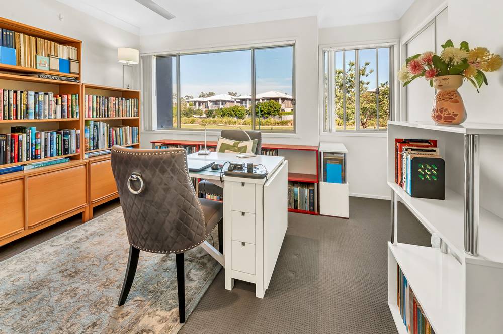 13/2 Christopher Street, PIMPAMA, QLD 4209