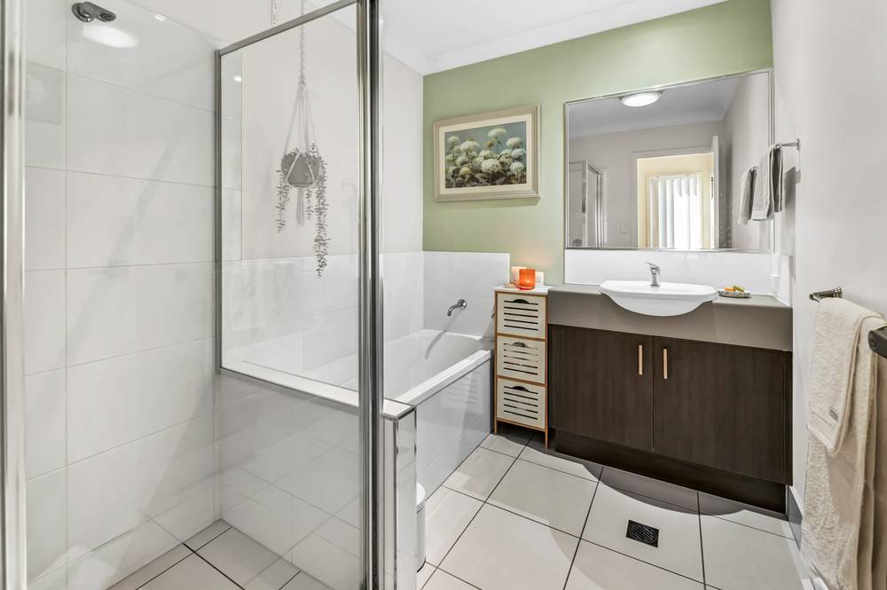 13/2 Christopher Street, PIMPAMA, QLD 4209