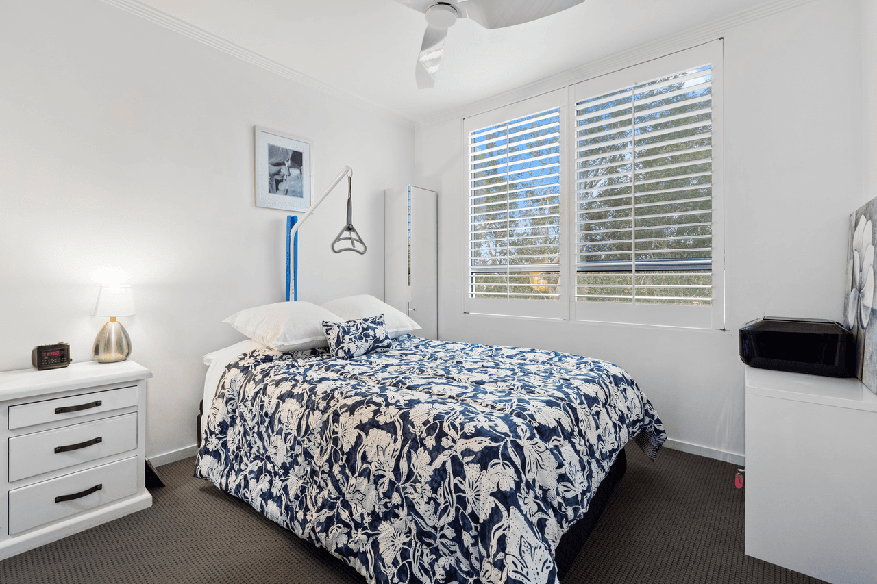 17i/20 Bayview Street, RUNAWAY BAY, QLD 4216