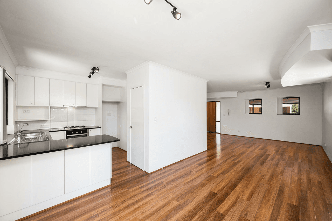 8/53 Woodloes Street, CANNINGTON, WA 6107