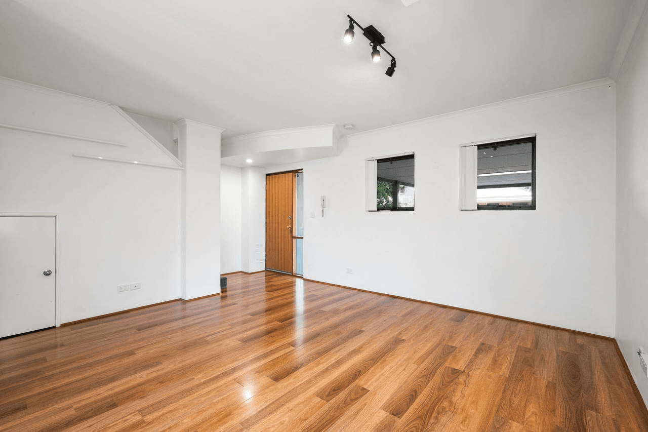 8/53 Woodloes Street, CANNINGTON, WA 6107
