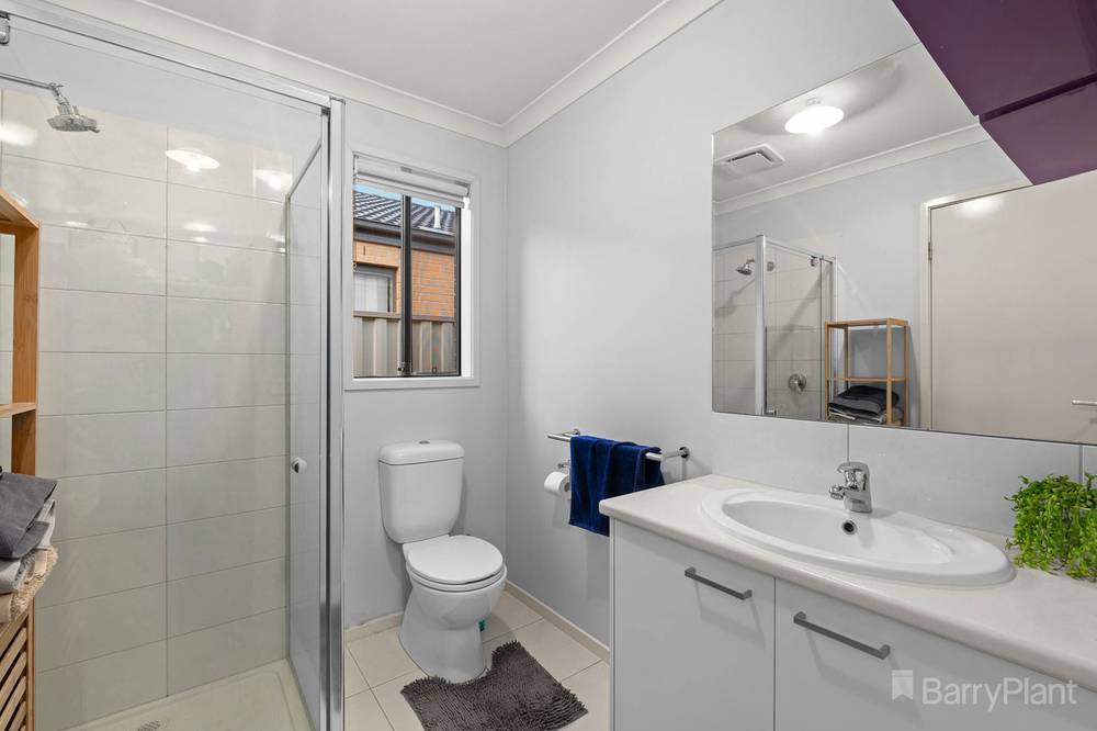 6 Willowtree Drive, Pakenham, VIC 3810