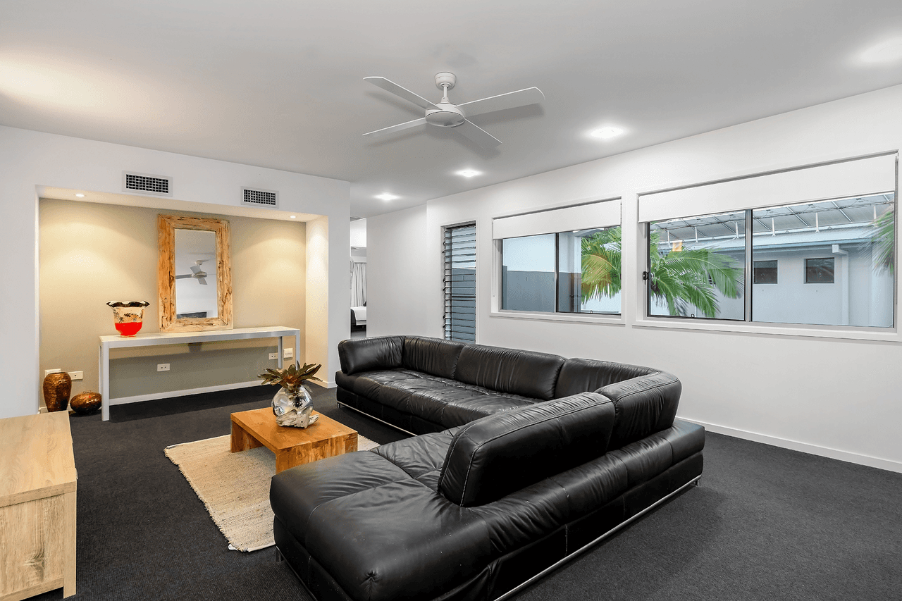 5 Ripple Court, COOMERA WATERS, QLD 4209