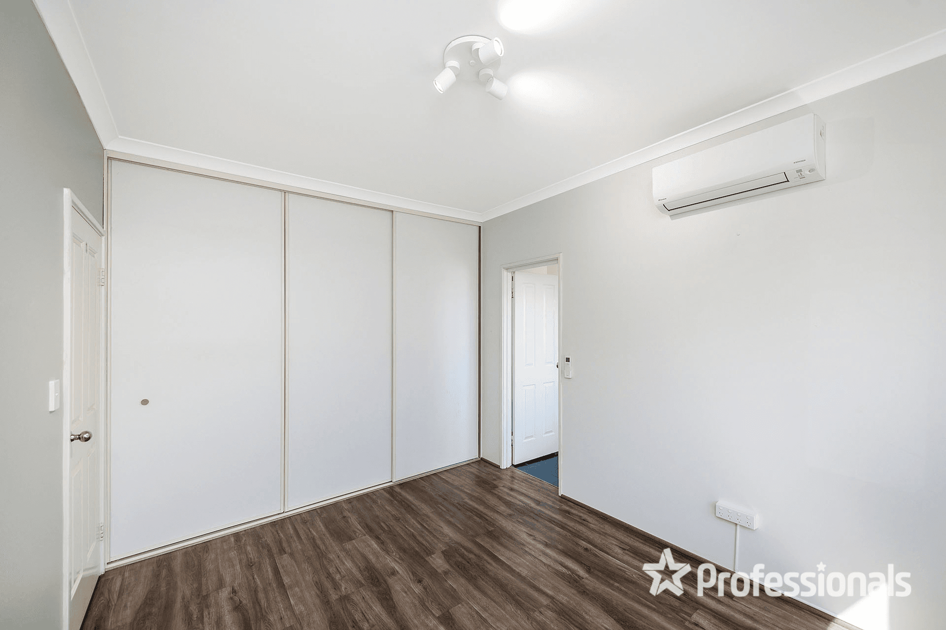 32C Albourne Way, BALGA, WA 6061