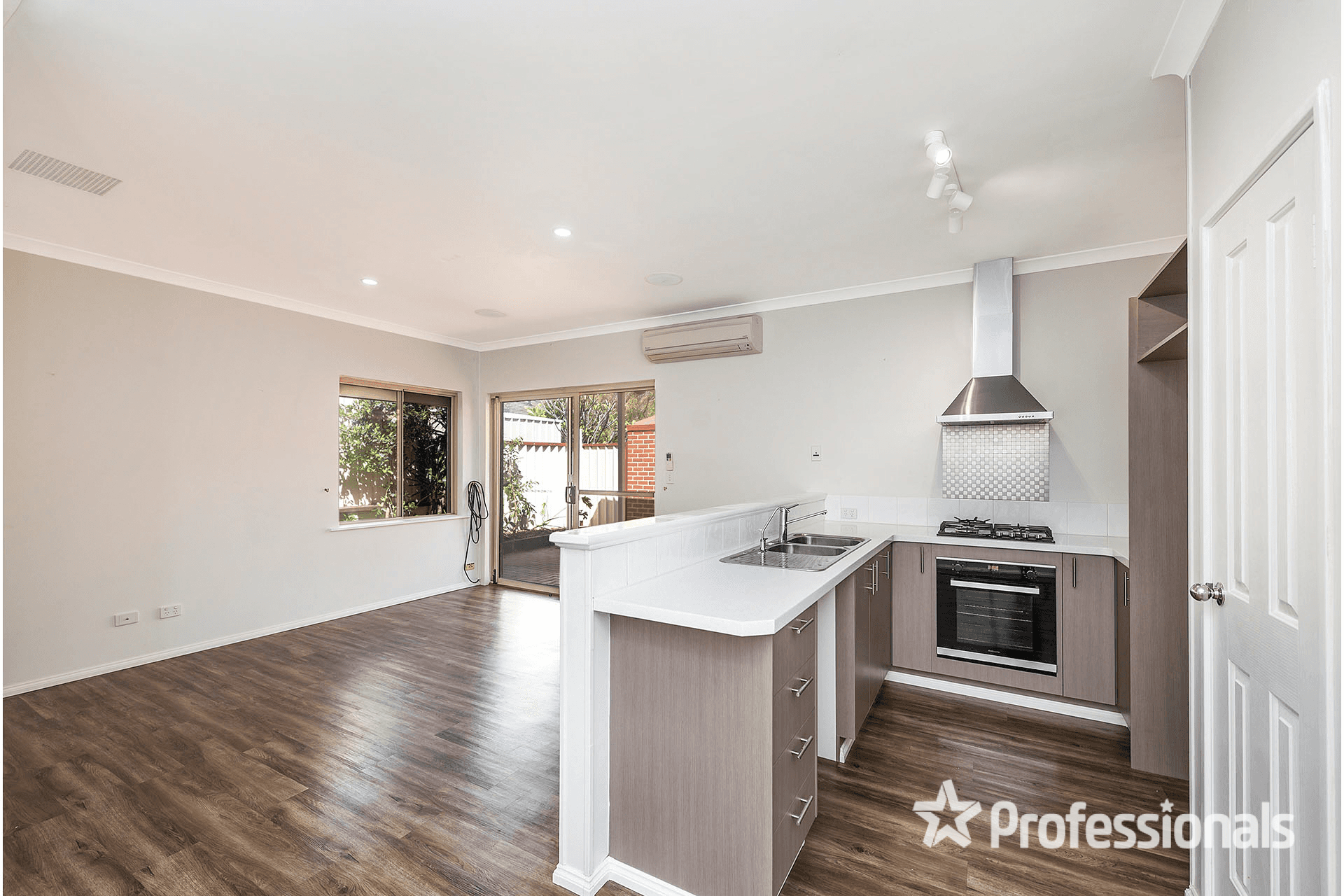 32C Albourne Way, BALGA, WA 6061