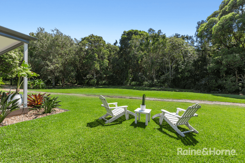 27 Muskheart Circuit, POTTSVILLE, NSW 2489