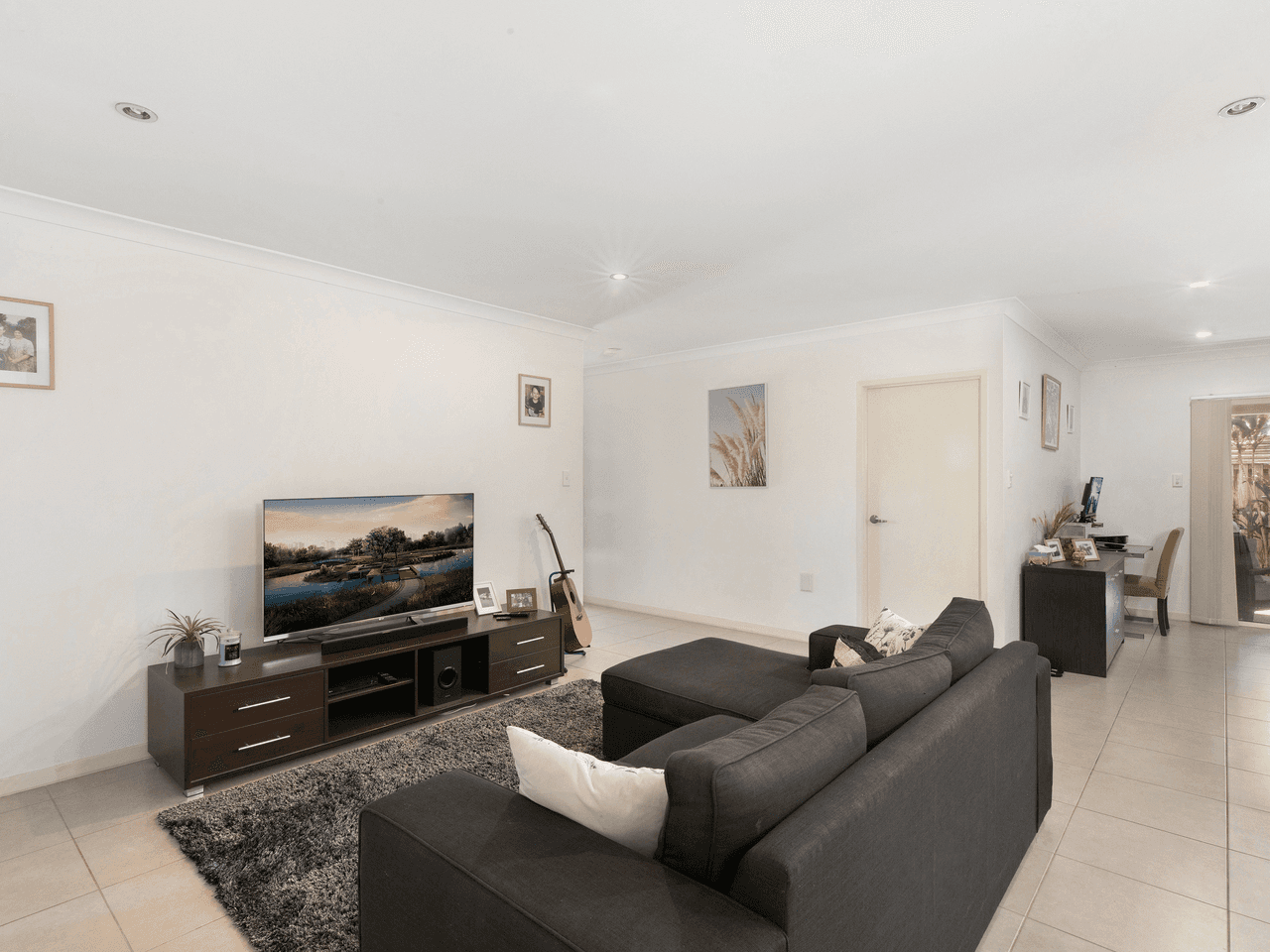 1 & 2/21 Hillcrest Street, ROCHEDALE, QLD 4123