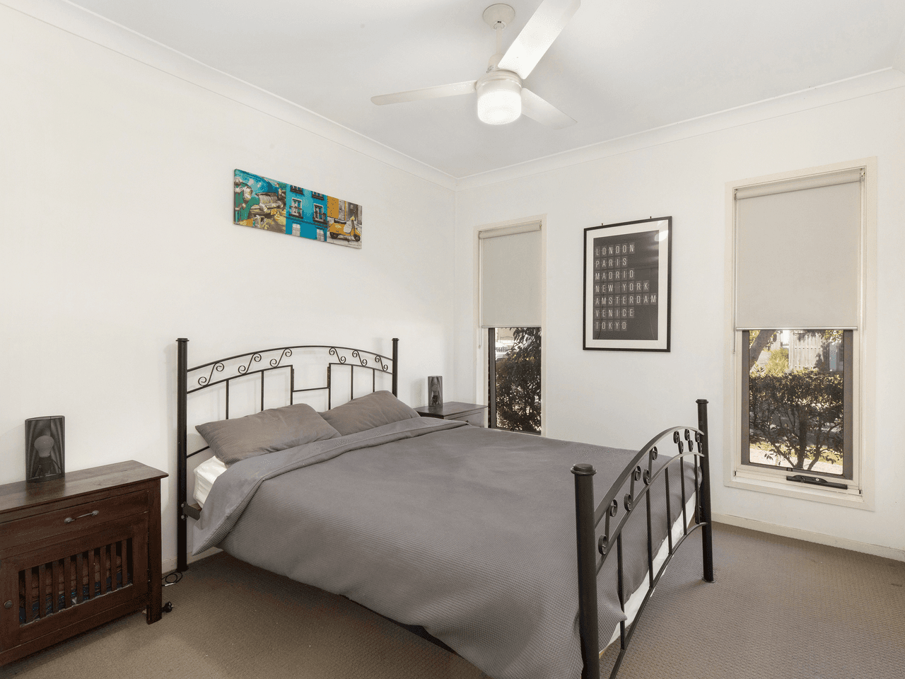 1 & 2/21 Hillcrest Street, ROCHEDALE, QLD 4123