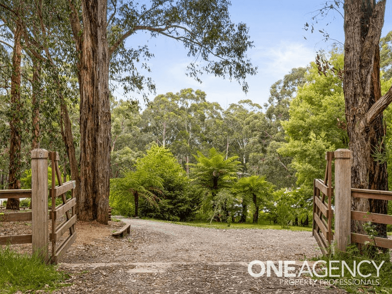 537 Gembrook Road, PAKENHAM UPPER, VIC 3810