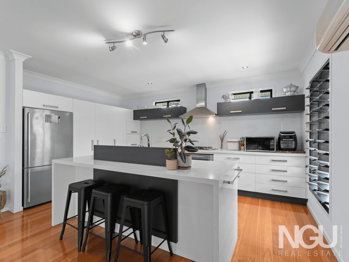 13-15 Lachlan Place, Karalee, QLD 4306