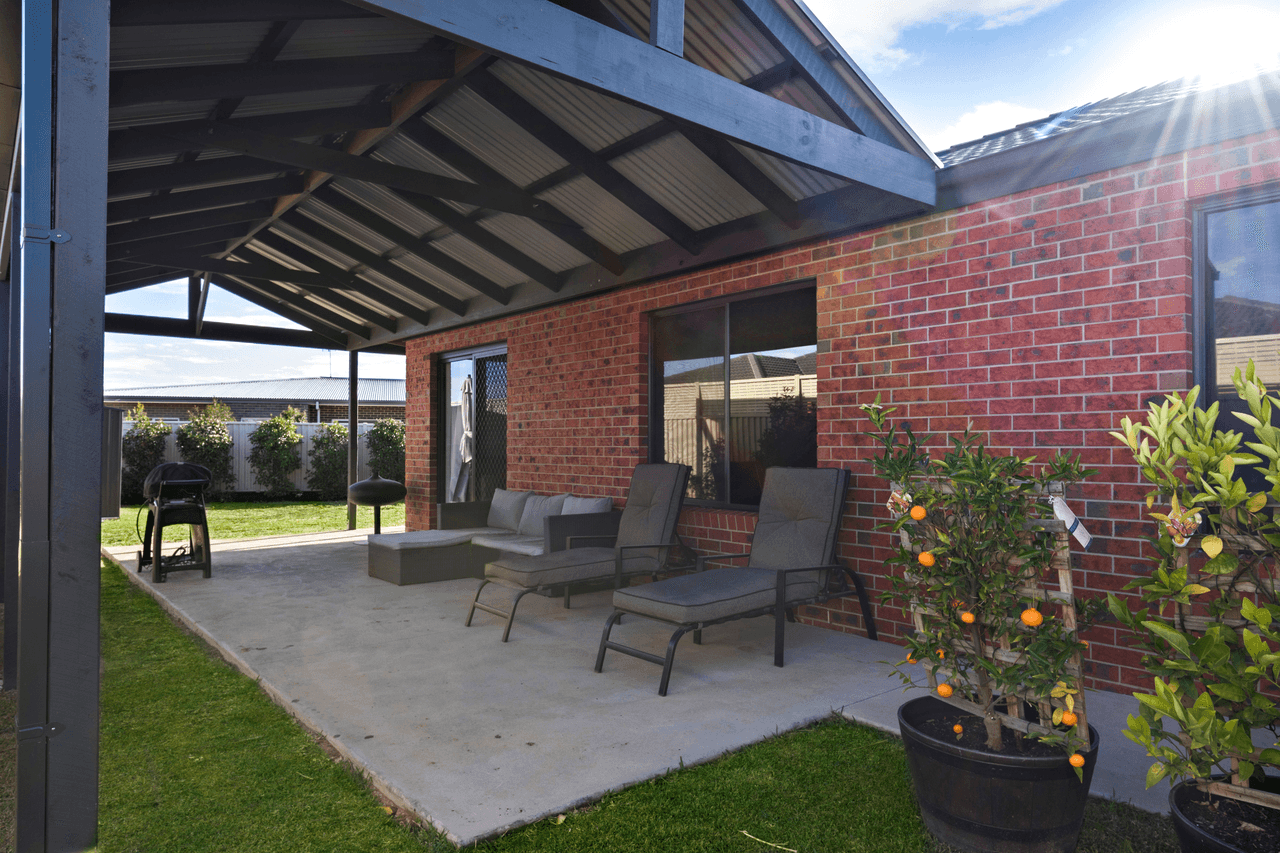 49 Bridlington Avenue, Echuca, VIC 3564