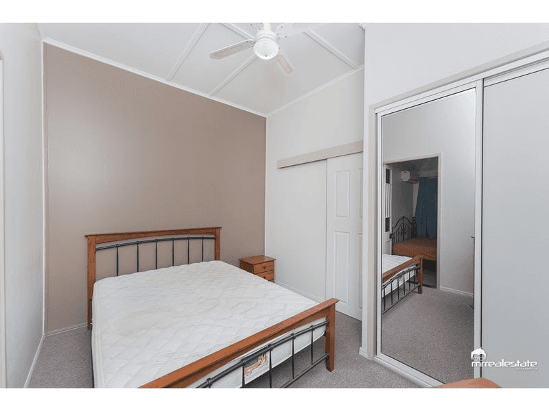 98 Robinson Street, Frenchville, QLD 4701