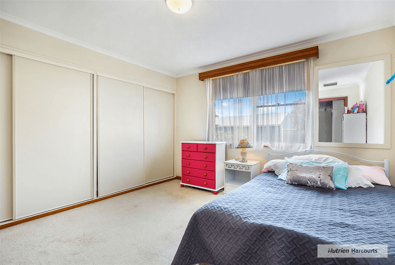 19 Shadforth Street, Kerang, VIC 3579