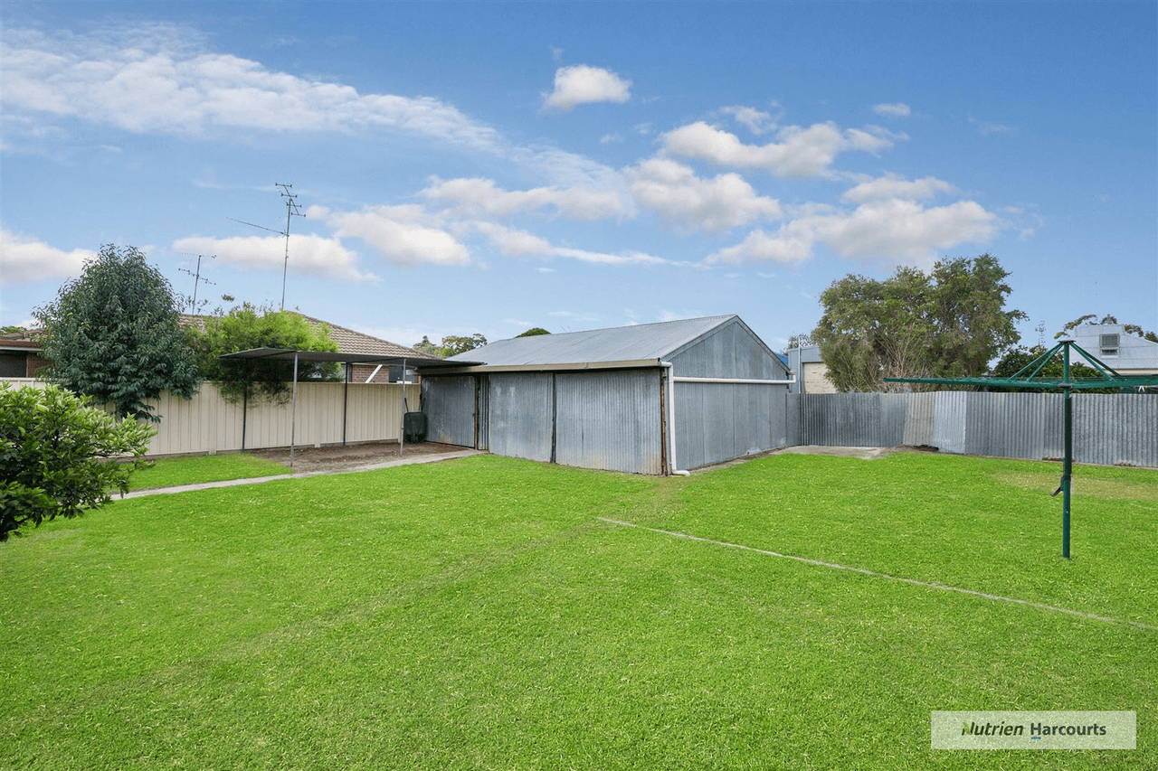 19 Shadforth Street, Kerang, VIC 3579