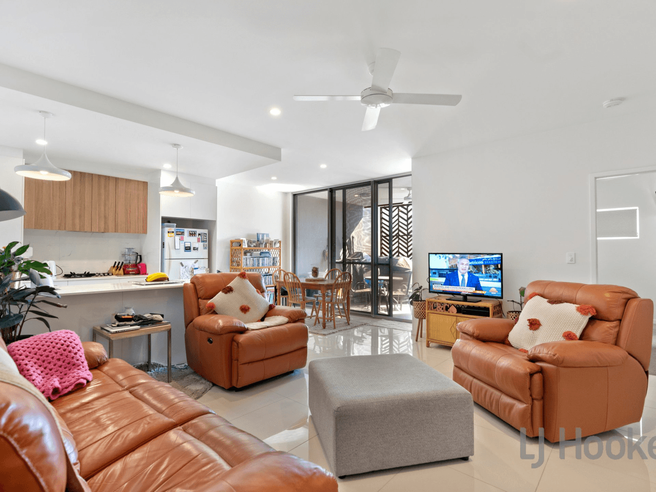 17/77 Chestnut Street, WYNNUM, QLD 4178