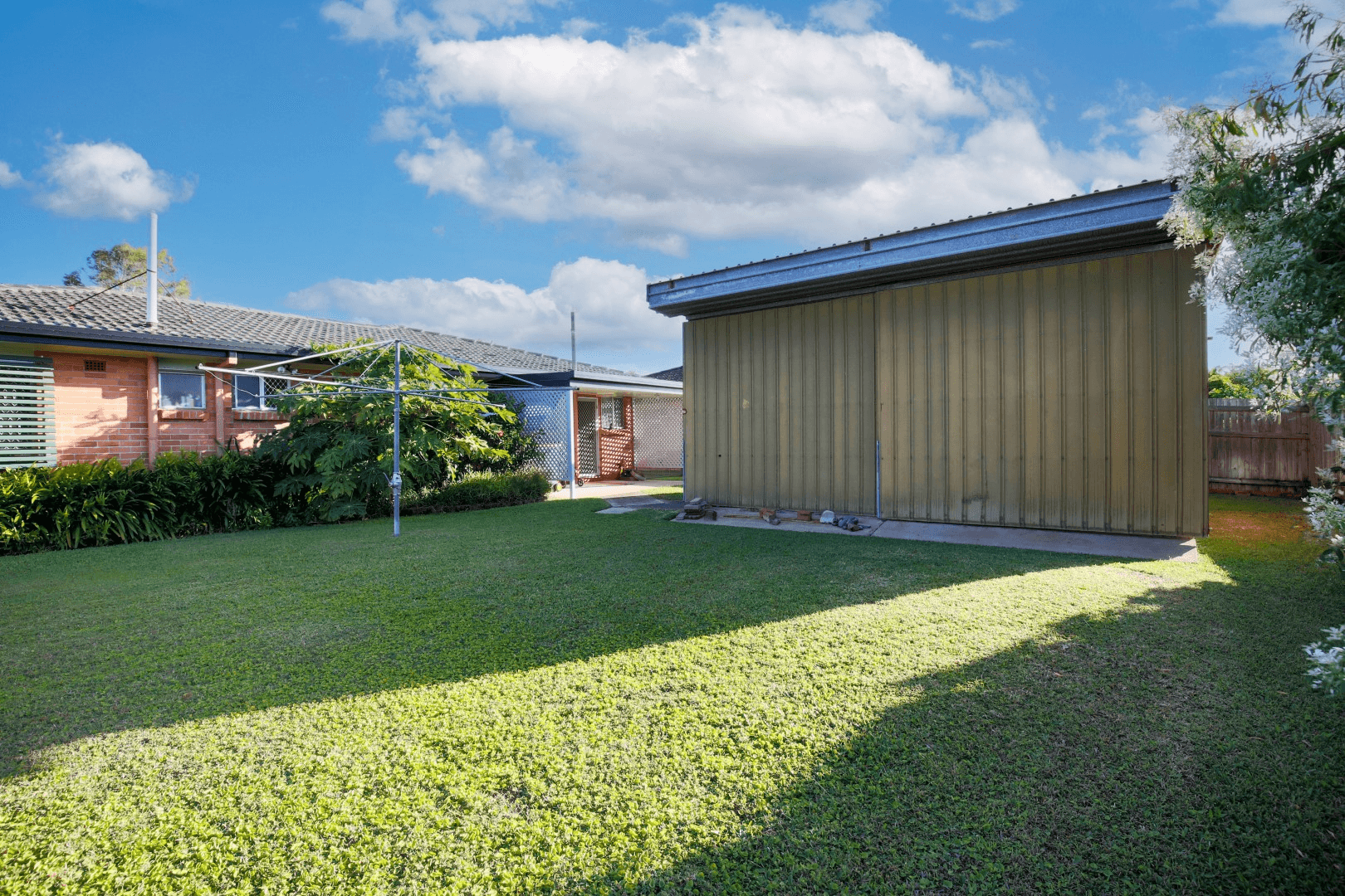 23 Tamarind Street, KIRWAN, QLD 4817