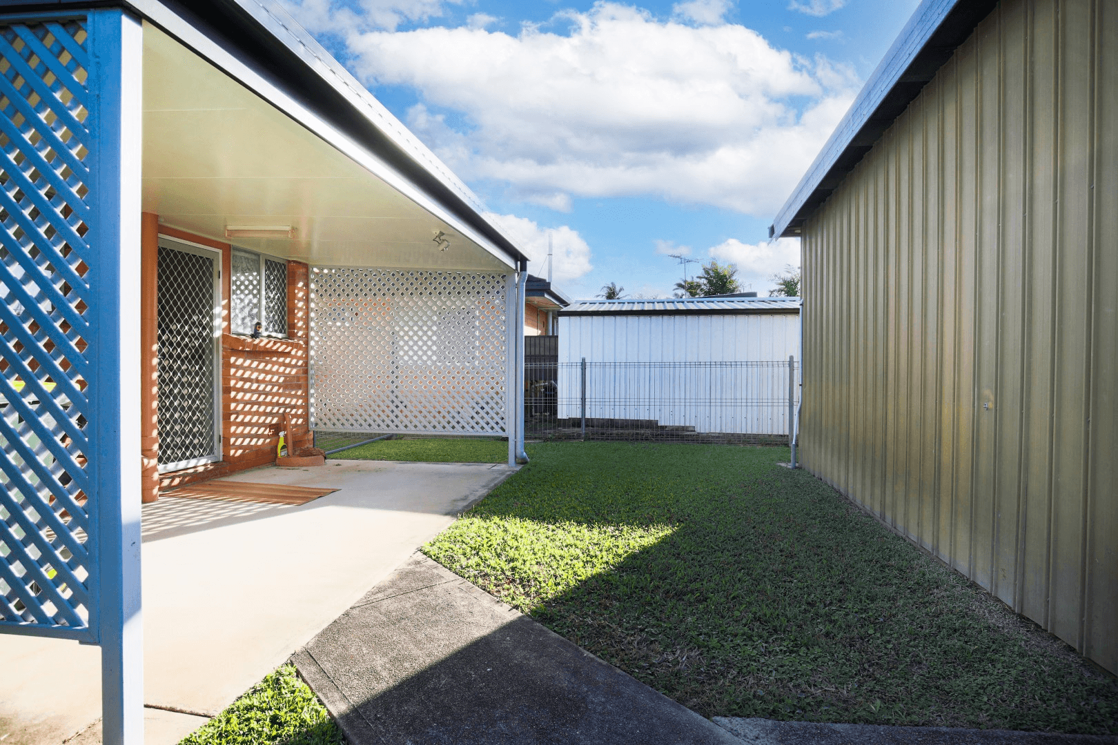 23 Tamarind Street, KIRWAN, QLD 4817