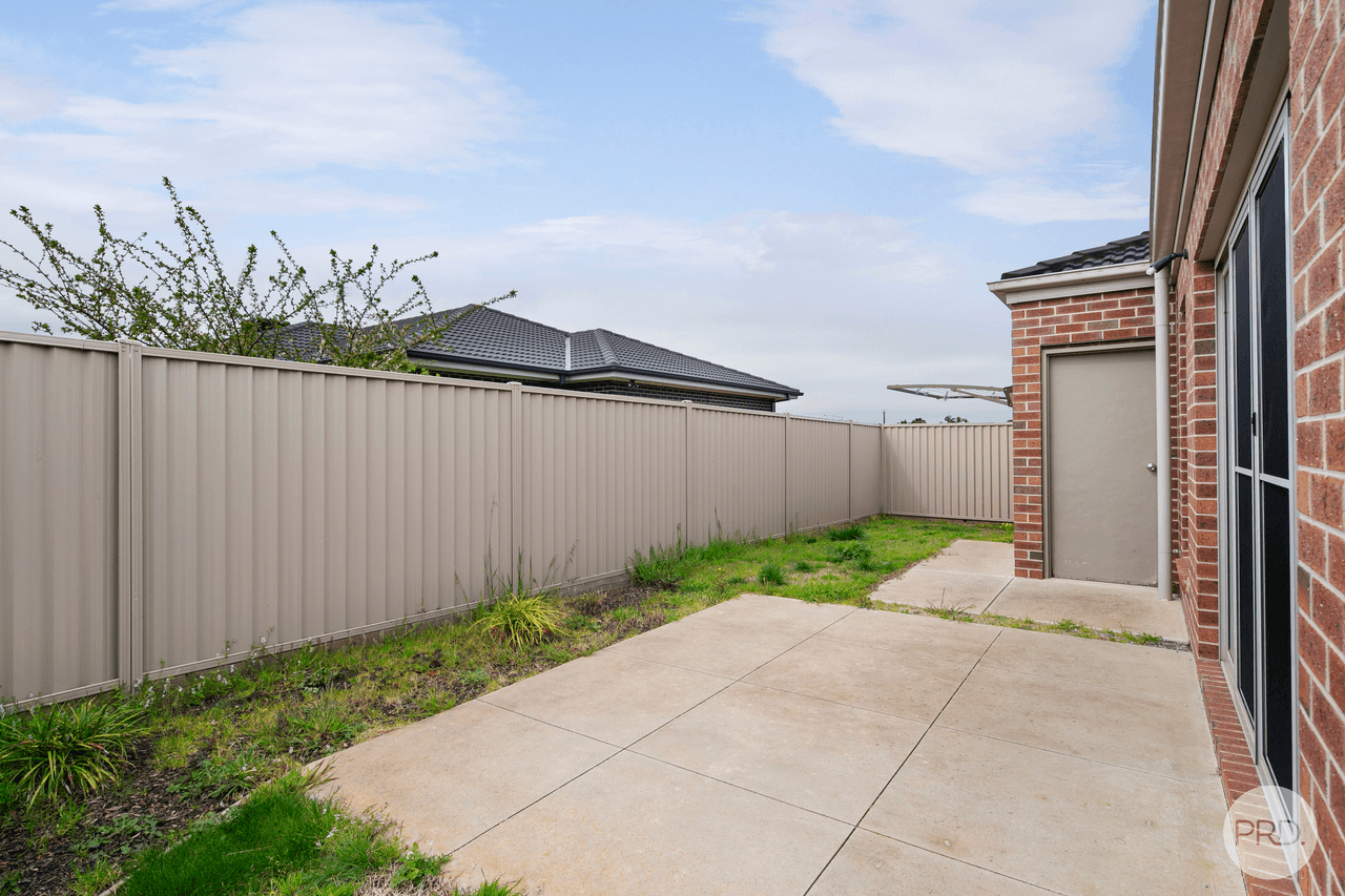 6 Sorrento Drive, ALFREDTON, VIC 3350