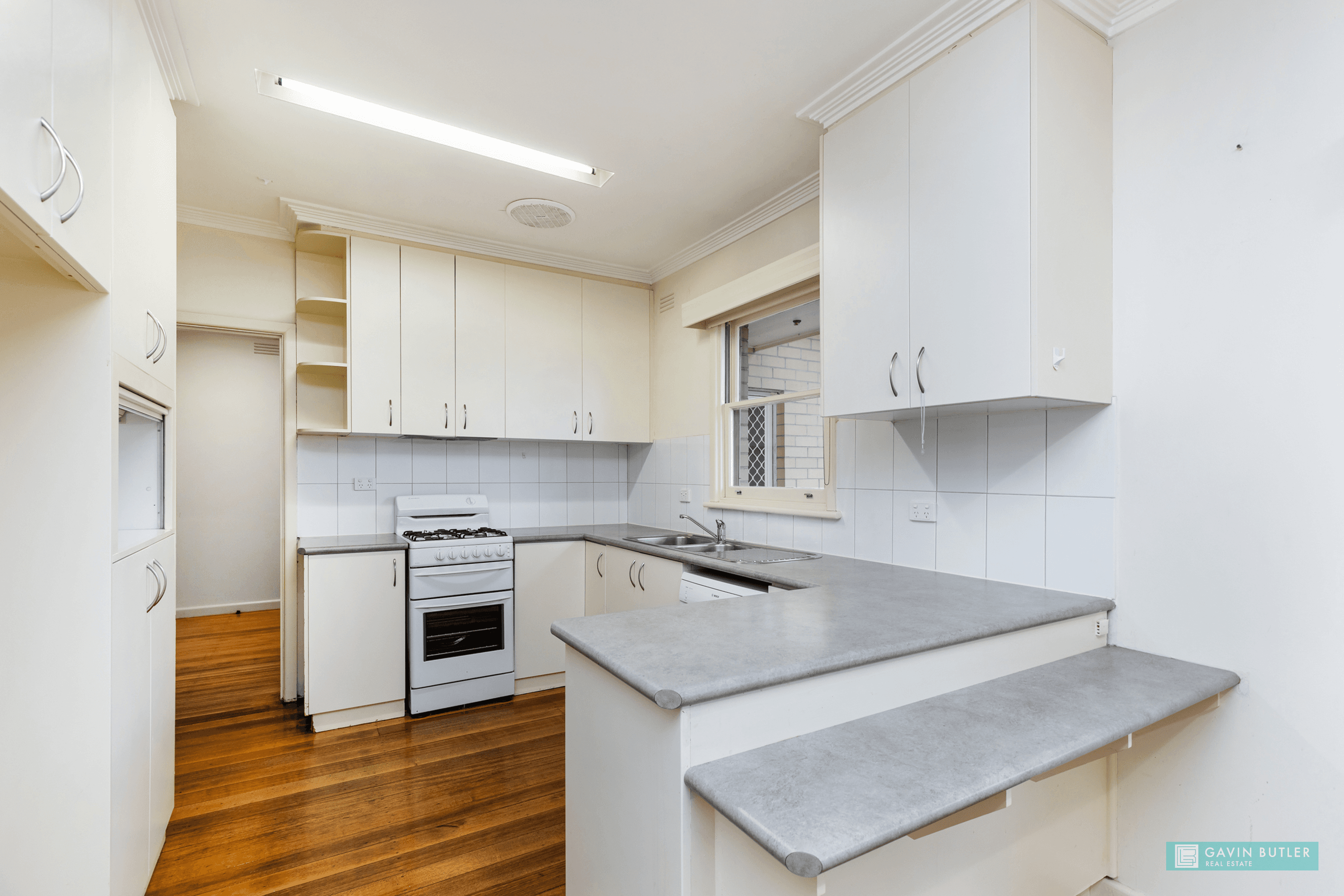 6 Woods St, Kennington, VIC 3550