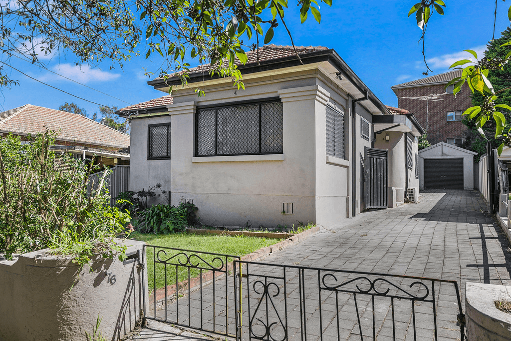 76 Cairds Avenue, BANKSTOWN, NSW 2200