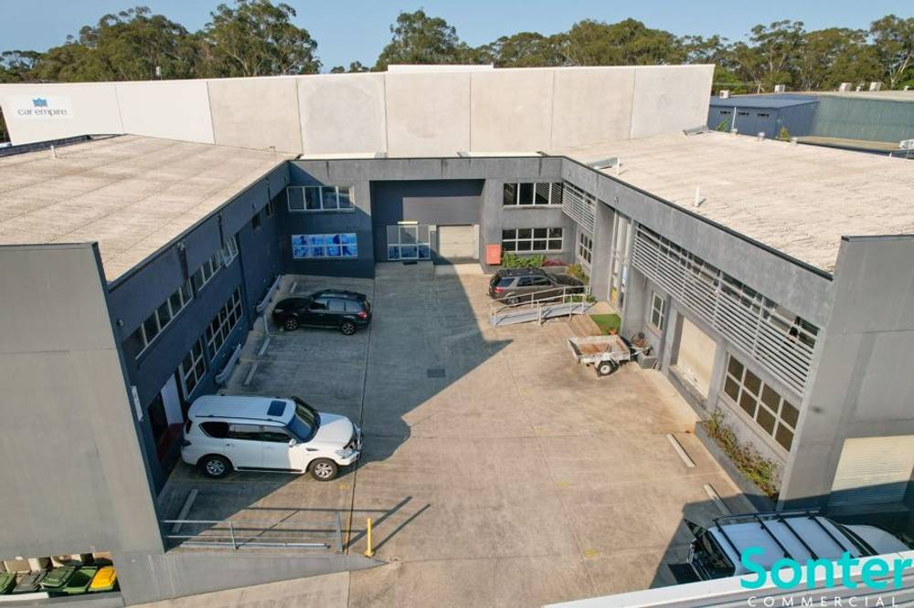 9 Frinton Street, SOUTHPORT, QLD 4215