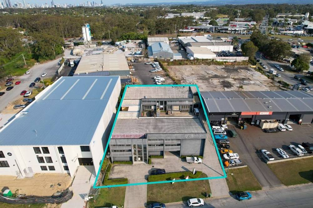 9 Frinton Street, SOUTHPORT, QLD 4215