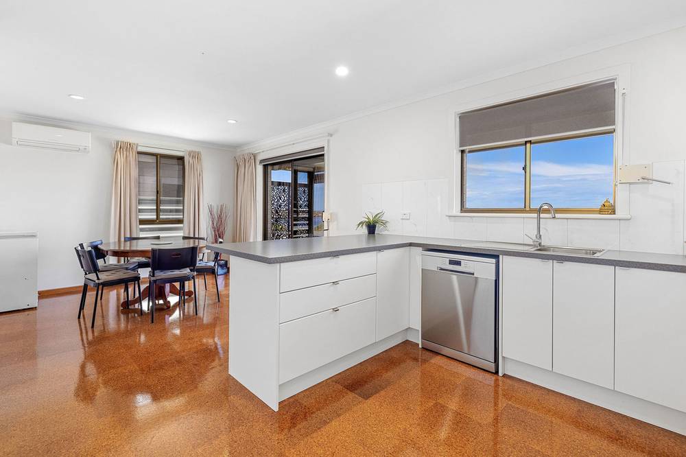 13 Esplanade, Elliston, SA 5670